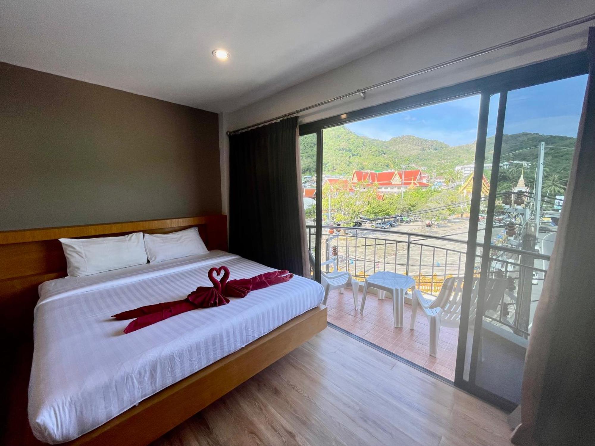 Room Actually Service Apartment Karon Екстериор снимка